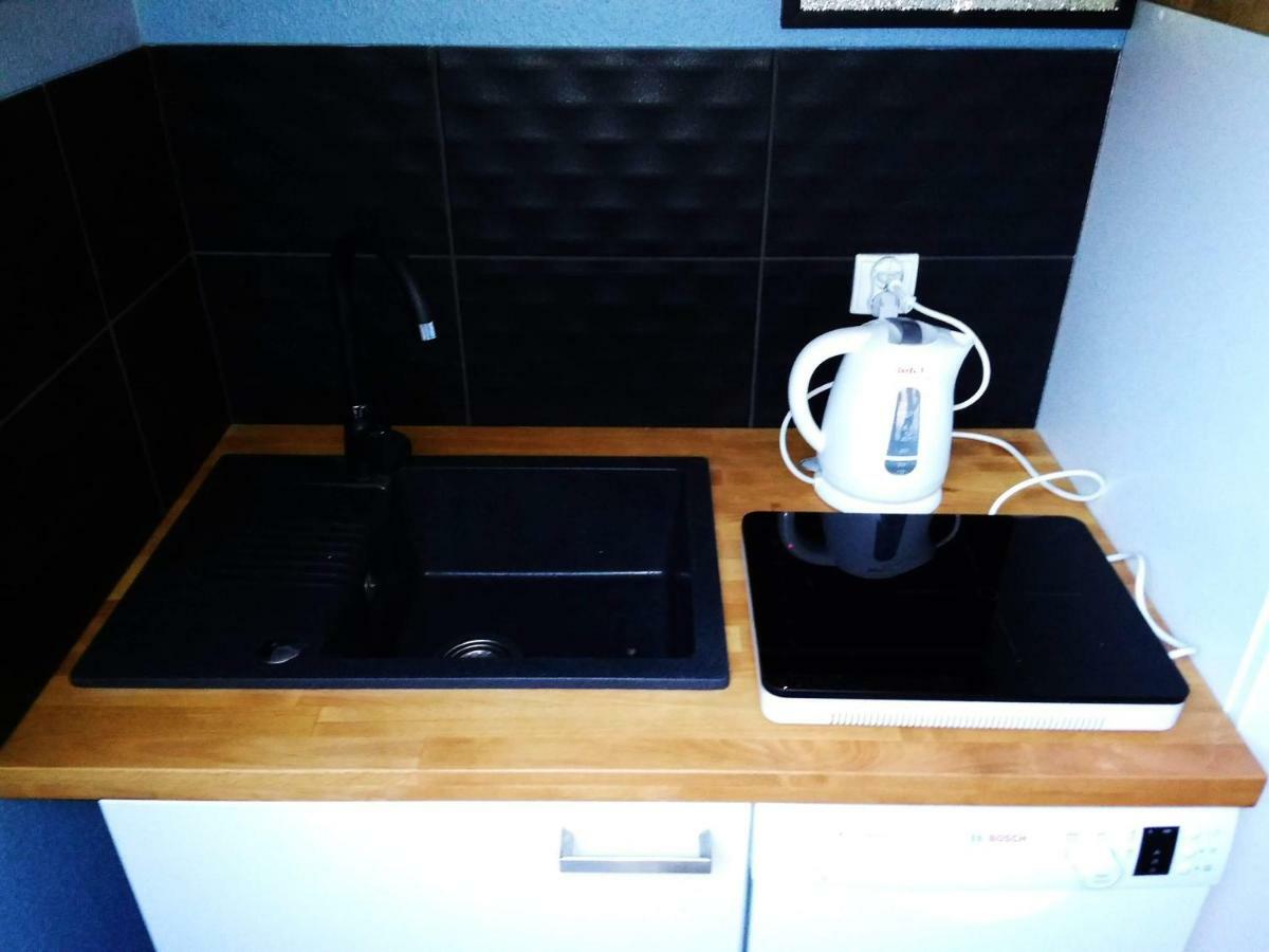 Sapphire Apartment Rewal Luaran gambar