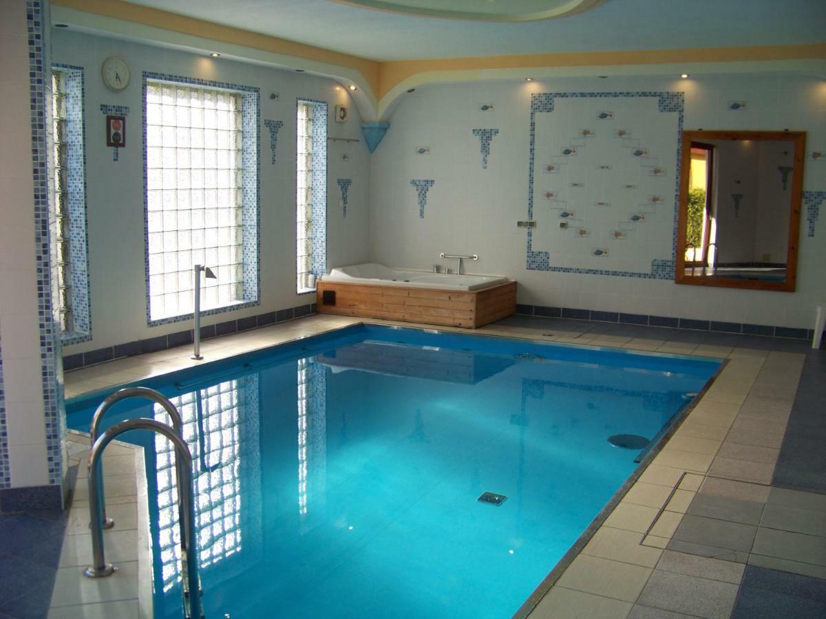 Sapphire Apartment Rewal Luaran gambar